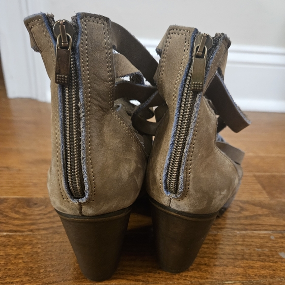 Free People Sz 40 US 9 Brown Hybrid Leather Strappy Ankle Boots Heeled Booties - Picture 5 of 9